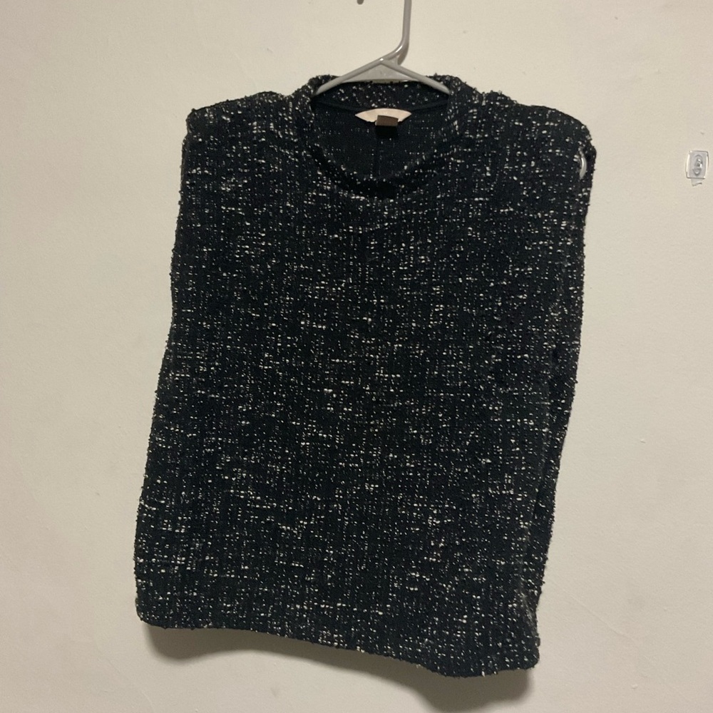 Lightly Padded shoulder spotted vest Dotted cozy top layered vest professional